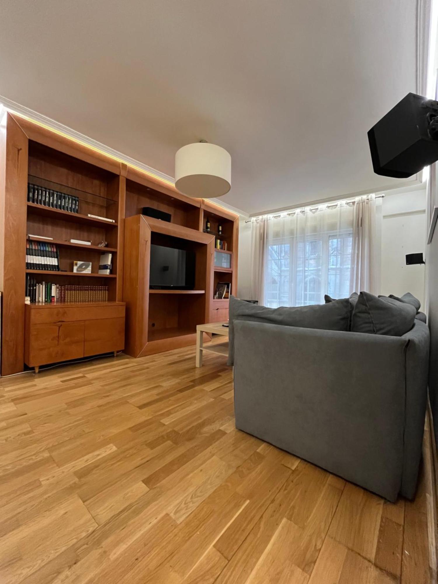 636A Gran Apartamento En Pleno Centro Oviedo Exteriér fotografie